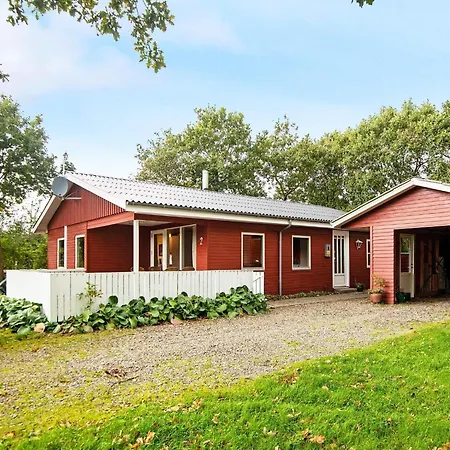 6 Person In Hemmet-by Traum