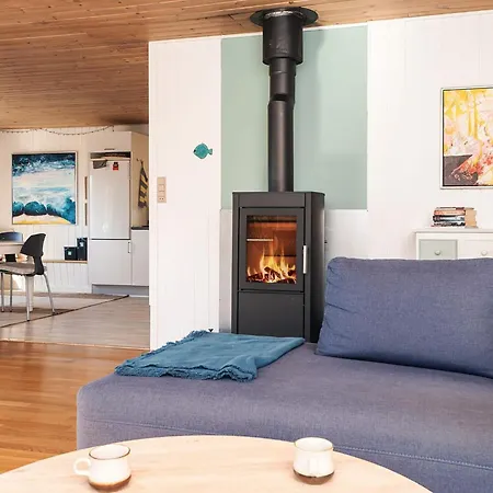 6 Person In Hemmet-by Traum * Hemmet