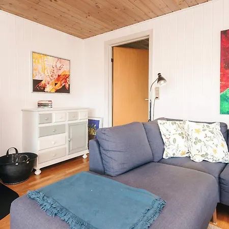 6 Person In Hemmet-by Traum Hemmet